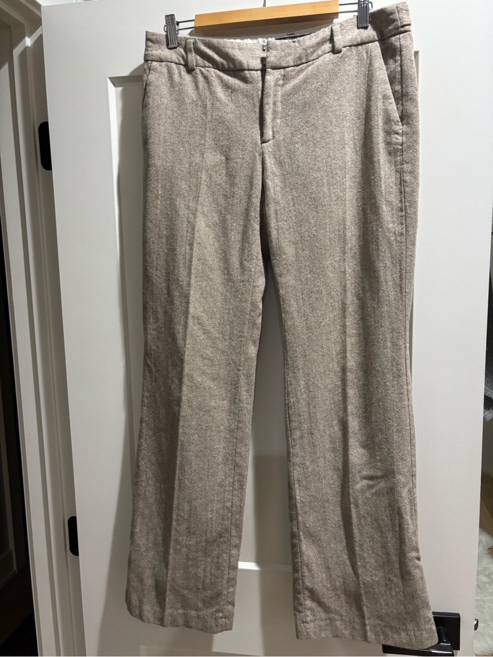 Banana Republic Straight Leg Pants in Light Taupe